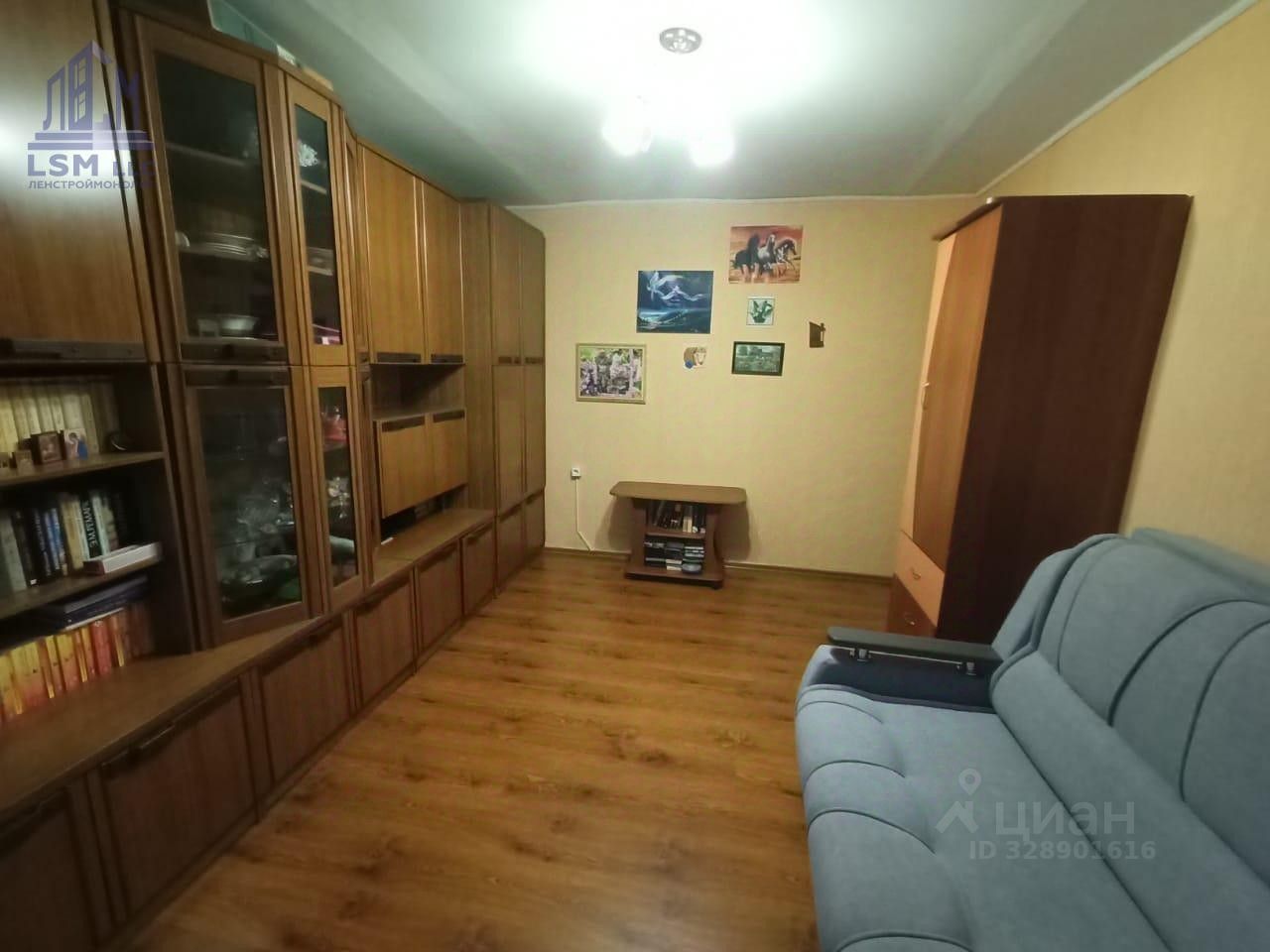 Продажа 2-комн квартиры на вторичном рынке пос. Мга, проспект Комсомольский, 64