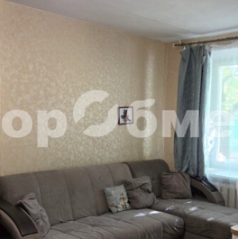 Продажа 1-комн квартиры на вторичном рынке Рощинская 2-я ул,  д. 11