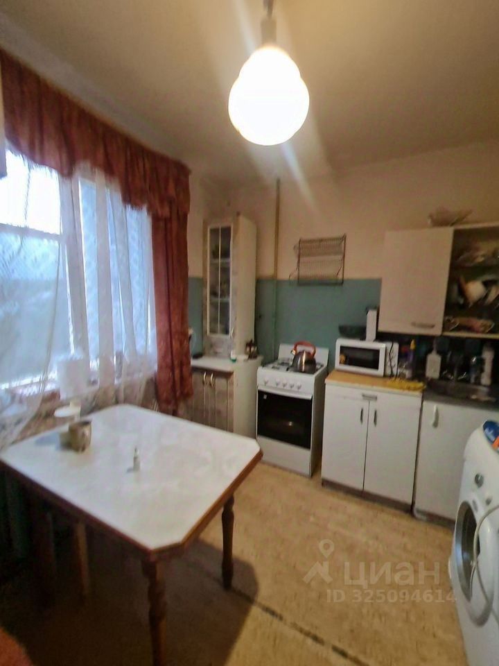 Продажа 1-комн квартиры на вторичном рынке д. Молзино, улица Советская, 81А