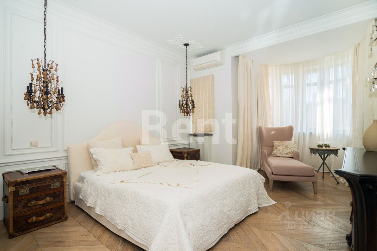 Аренда 2-комн квартиры на вторичном рынке Ленинский проспект, 105к1