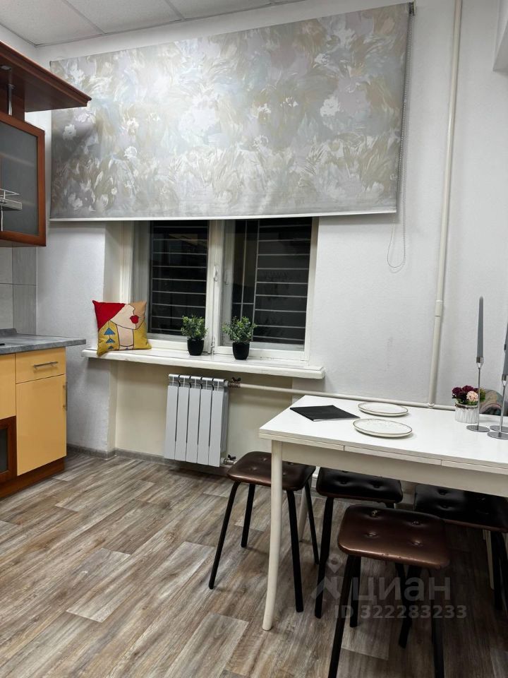 Аренда 4-комн квартиры на вторичном рынке 5-я Парковая улица, 48к2