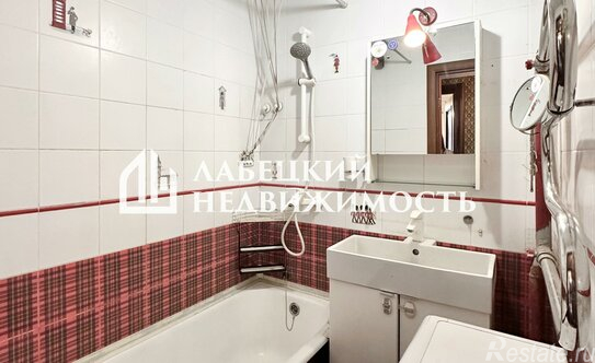 Продажа 2-комн квартиры на вторичном рынке ул Дубки,  д. 4А