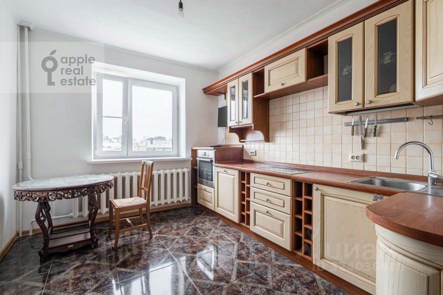 Продажа 3-комн квартиры на вторичном рынке Долгоруковская улица, 40