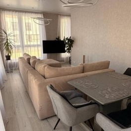 Продажа 2-комн квартиры на вторичном рынке Международный, ул Загородная,  д. 2