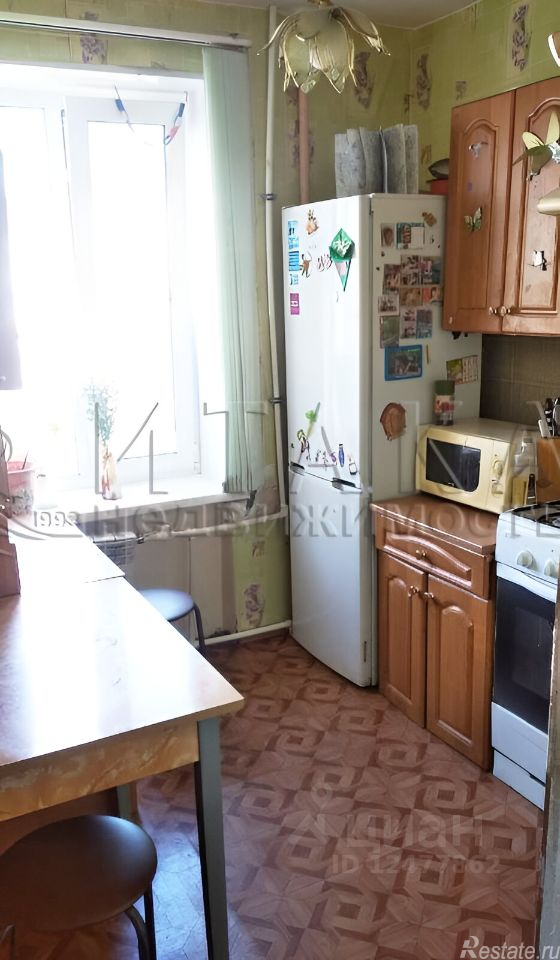 Продажа 1-комн квартиры на вторичном рынке Красная улица,  д. 15