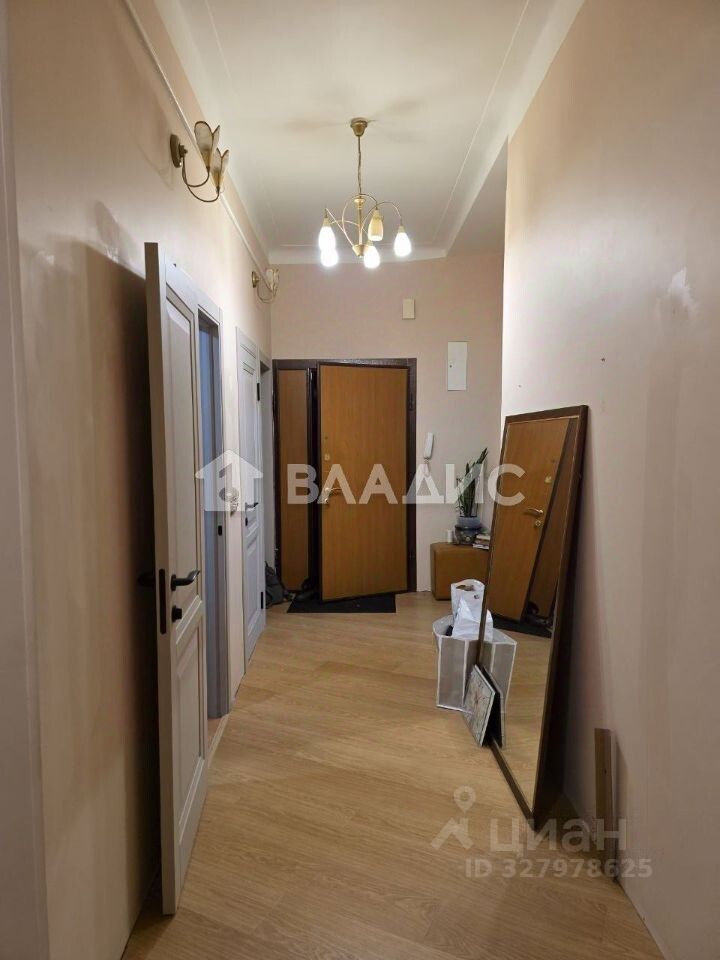 Продажа 3-комн квартиры на вторичном рынке переулок Бойцова, 4В