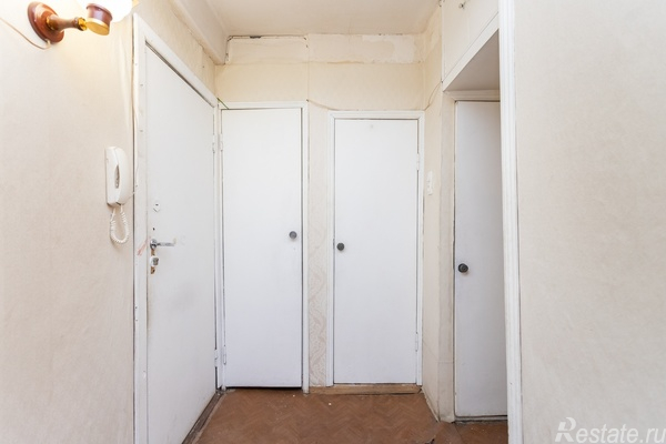 Продажа 2-комн квартиры на вторичном рынке Сертолово, Молодцова ул,  д. 10