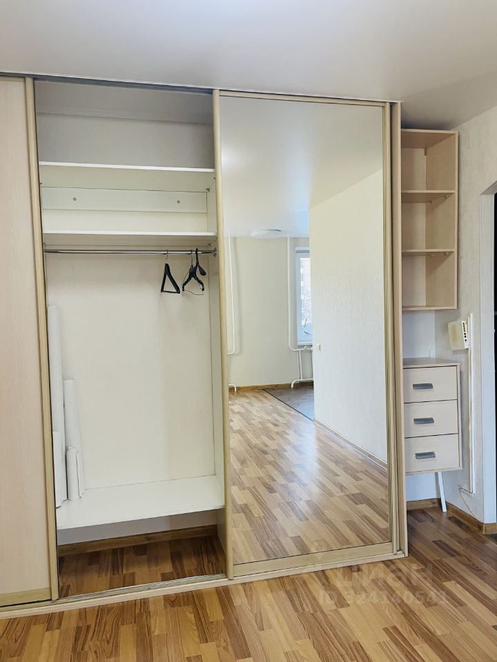 Продажа 1-комн квартиры на вторичном рынке улица Алабяна, 17К2