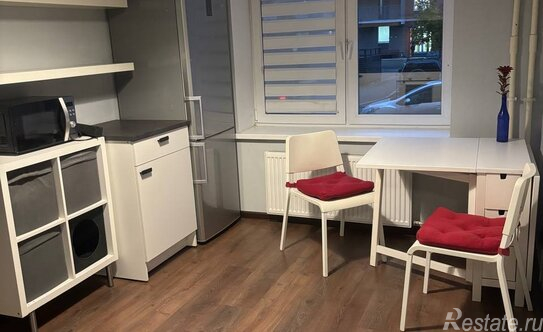 Продажа 2-комн квартиры на вторичном рынке Гладышевский проспект,  д. 38 к3