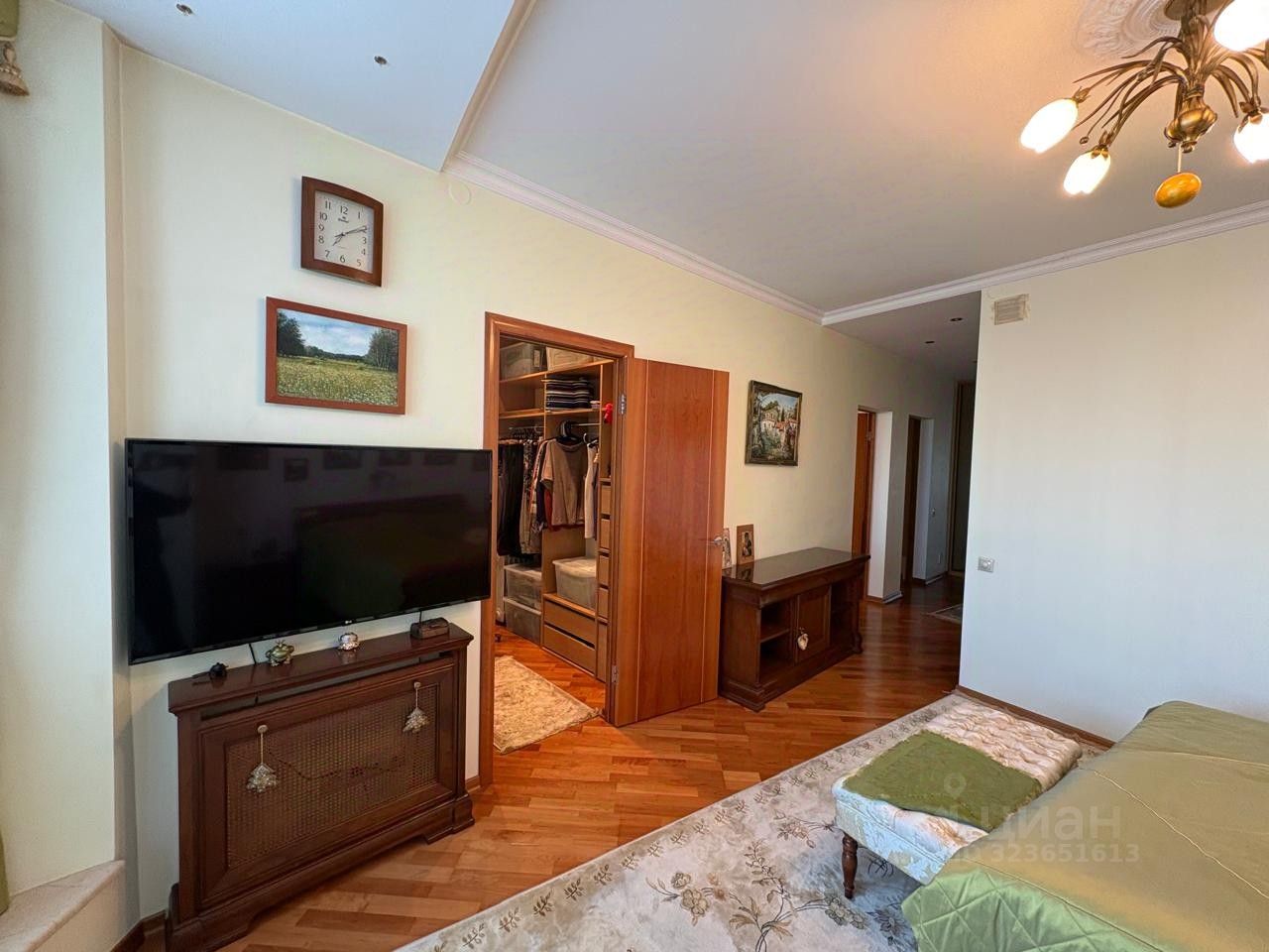 Продажа 4-комн квартиры на вторичном рынке Живописная улица, 3К1