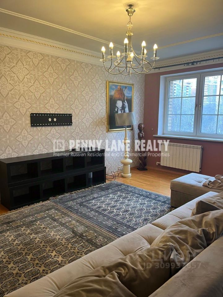 Продажа 3-комн квартиры на вторичном рынке улица Вавилова, 97