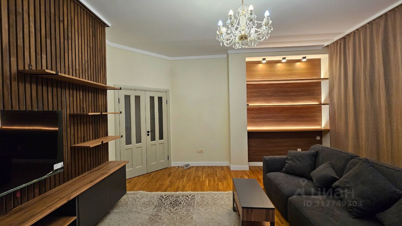 Аренда 3-комн квартиры на вторичном рынке Парадная улица, 3к2