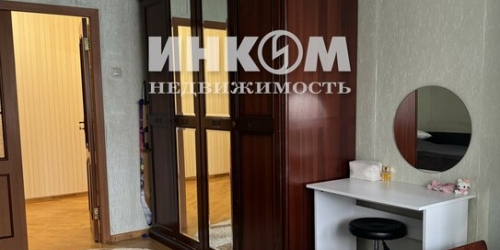 3-комн квартира ул Верхние Поля,  д. 45,  к. 4