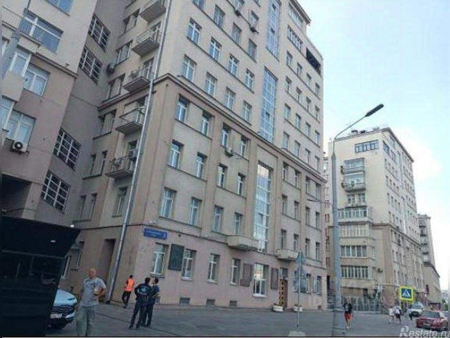 Продажа торгового помещения ул Серафимовича,  д. 2