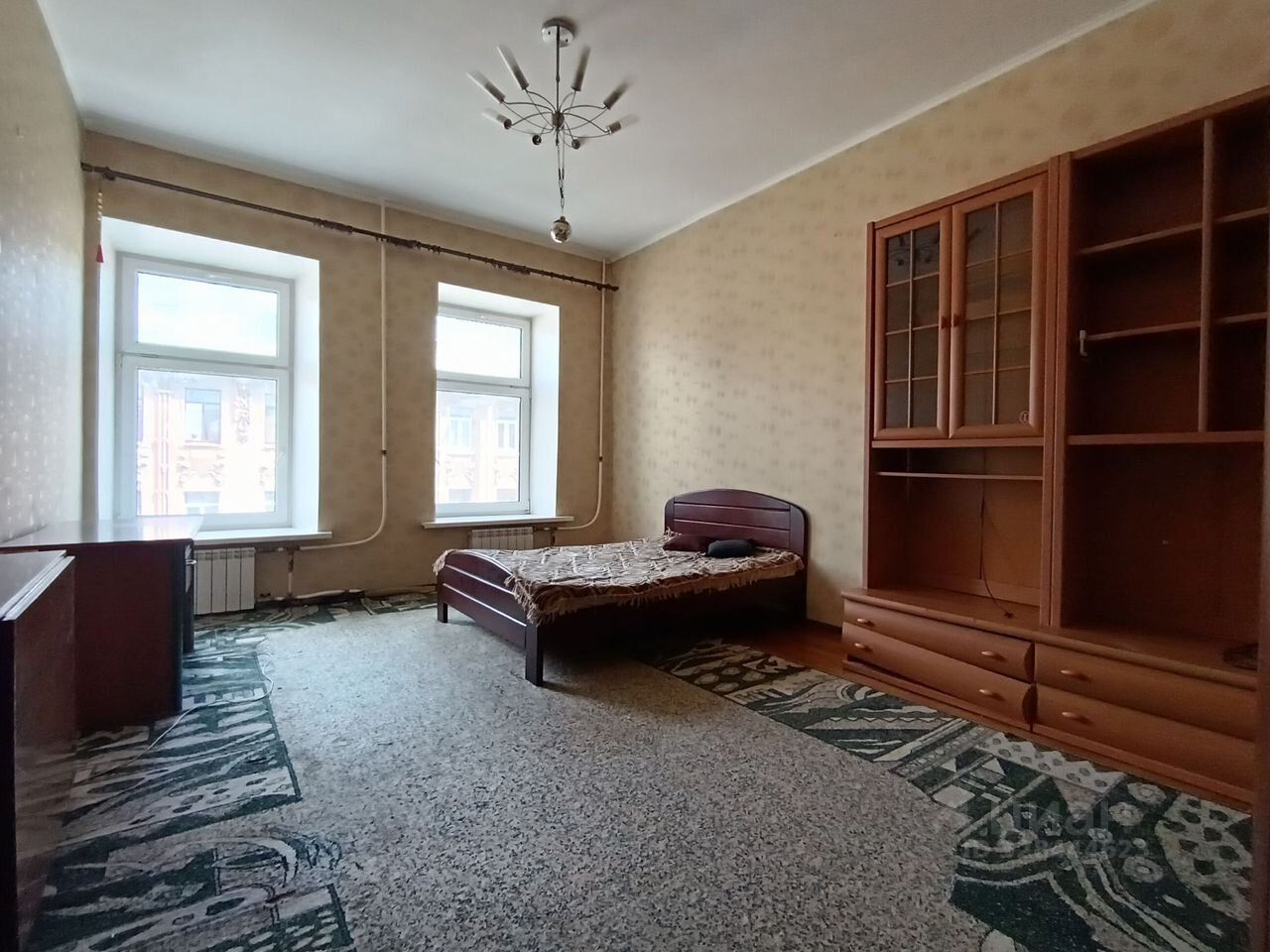 Продажа 2-комн квартиры на вторичном рынке Серпуховская улица, 5