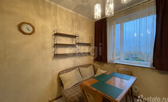 Продажа 2-комн квартиры на вторичном рынке улица Корнейчука,  д. 32