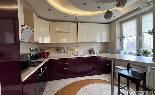 Продажа 4-комн квартиры на вторичном рынке ул Гришина,  д. 2,  к. 3