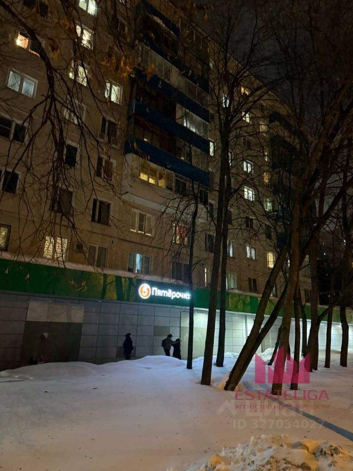 Продажа 2-комн квартиры на вторичном рынке Онежская улица, 18
