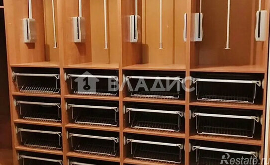 Продажа 4-комн квартиры на вторичном рынке Чапаевский переулок,  д. 3