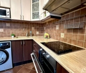 Продать Квартиры вторичка Кудрово г, Ленинградская ул  5 