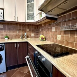 Продажа 1-комн квартиры на вторичном рынке Кудрово г, Ленинградская ул,  д. 5