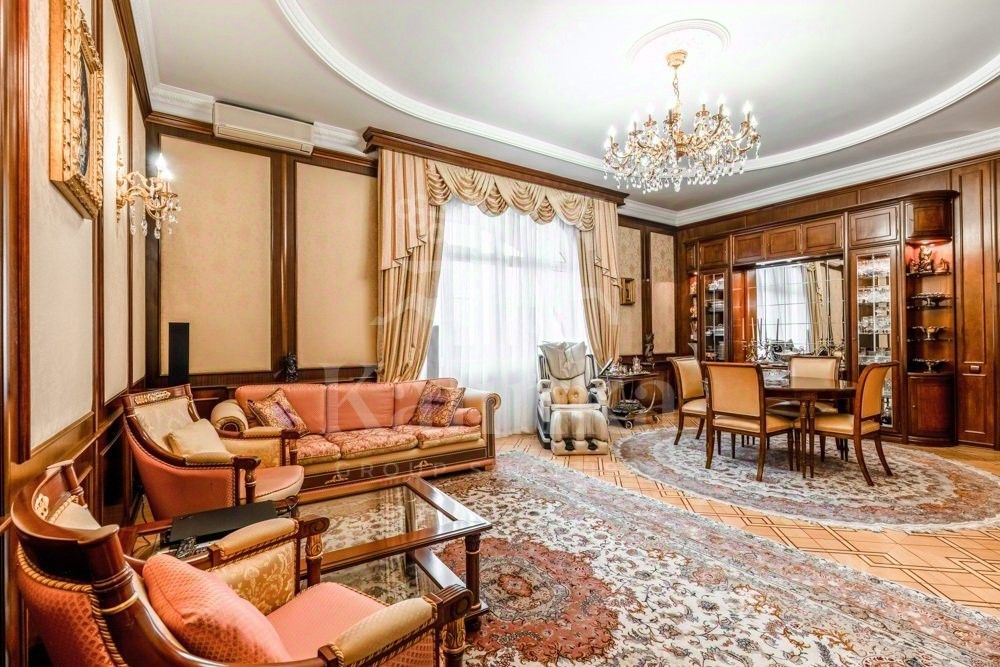 Продажа 5-комн квартиры на вторичном рынке Руновский переулок, 12