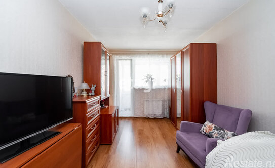 Продажа 3-комн квартиры на вторичном рынке улица Лёни Голикова,  д. 60