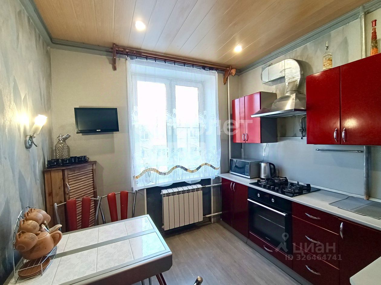 Продажа 3-комн квартиры на вторичном рынке Электросталь, Лесная улица, 32