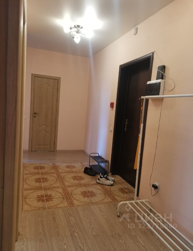 Продажа 2-комн квартиры на вторичном рынке Октябрьский пгт, улица Спортивная, 2