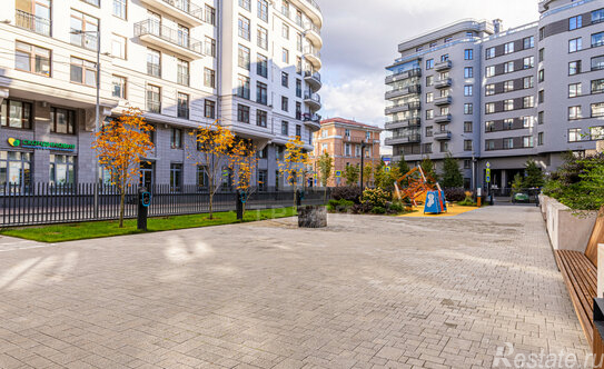 Продажа 3-комн квартиры на вторичном рынке Зеленина М. ул,  д. 4