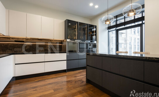 Продажа 4-комн квартиры на вторичном рынке Верхняя улица,  д. 20 к1