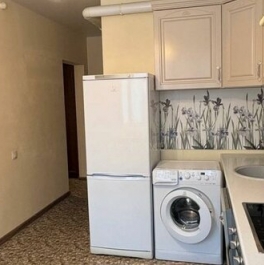 Продажа 3-комн квартиры на вторичном рынке ул Перовская,  д. 34,  к. 1