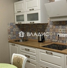 Продажа 2-комн квартиры на вторичном рынке ул Лётчика Грицевца,  д. 5,  к. 1