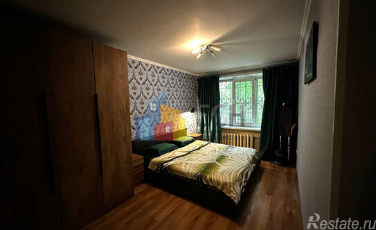 Продажа 2-комн квартиры на вторичном рынке улица Приорова,  д. 38