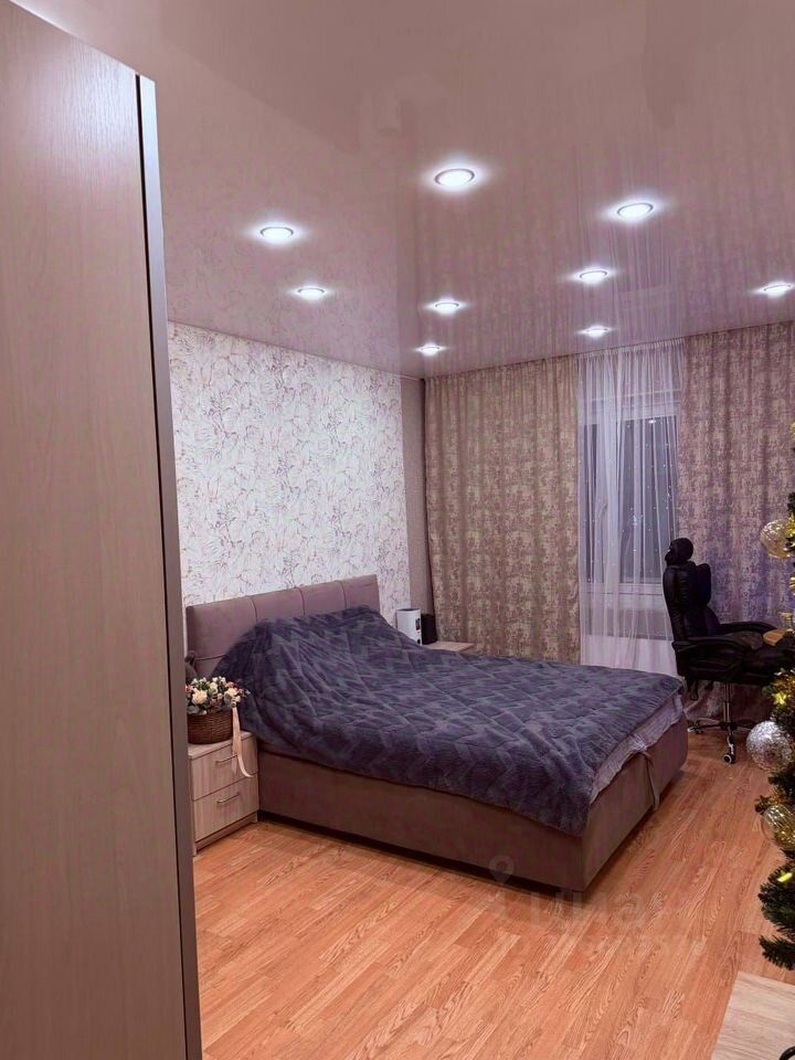 Продажа 1-комн квартиры на вторичном рынке Гатчина, проспект 25 Октября, 75