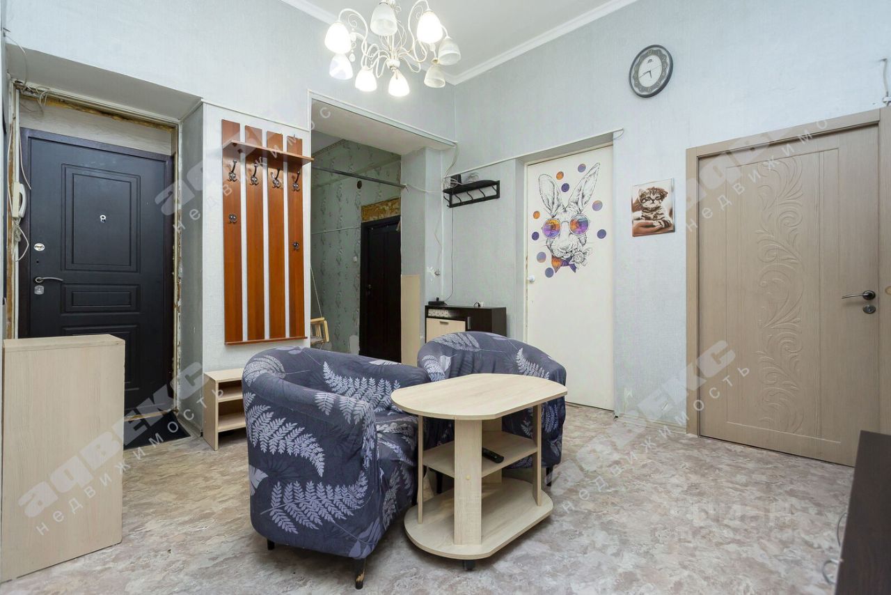 Продажа 4-комн квартиры на вторичном рынке Вознесенский проспект, 47