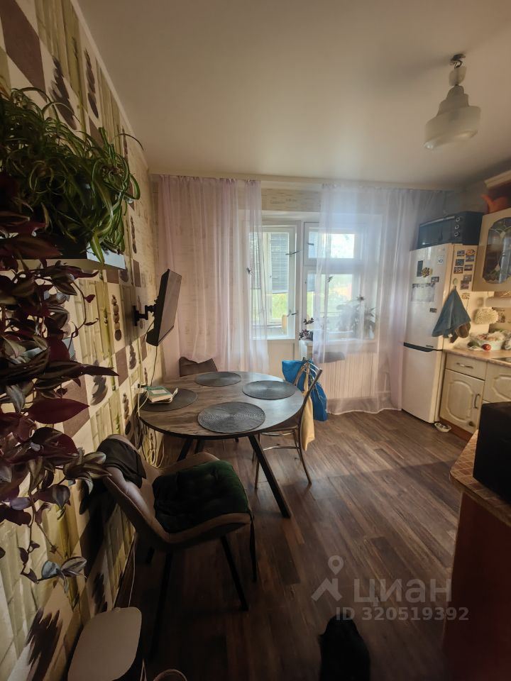 Продажа 1-комн квартиры на вторичном рынке Северный мкр, Красноармейск,  д. 2А