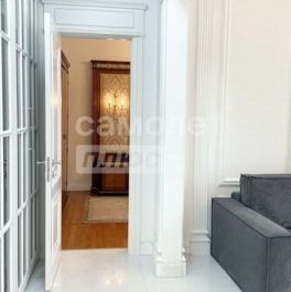 Продажа 2-комн квартиры на вторичном рынке Садовая Б. ул,  д. 1