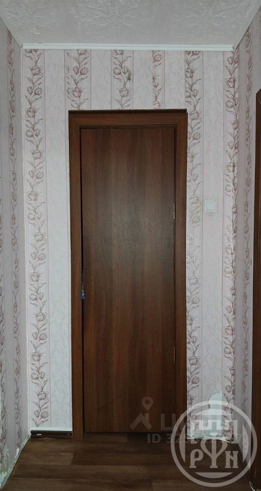 Продажа 3-комн квартиры на вторичном рынке Поселок починок, улица Леншоссе, 27