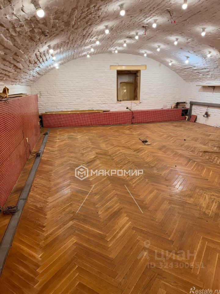 Аренда склада ул Большая Морская,  д. 49