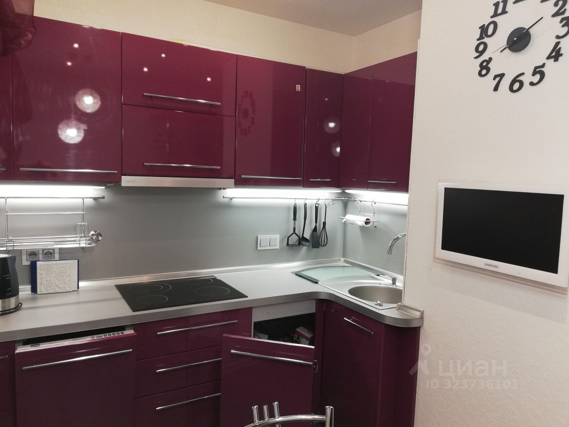 Продажа 1-комн квартиры на вторичном рынке Варшавское шоссе, 122