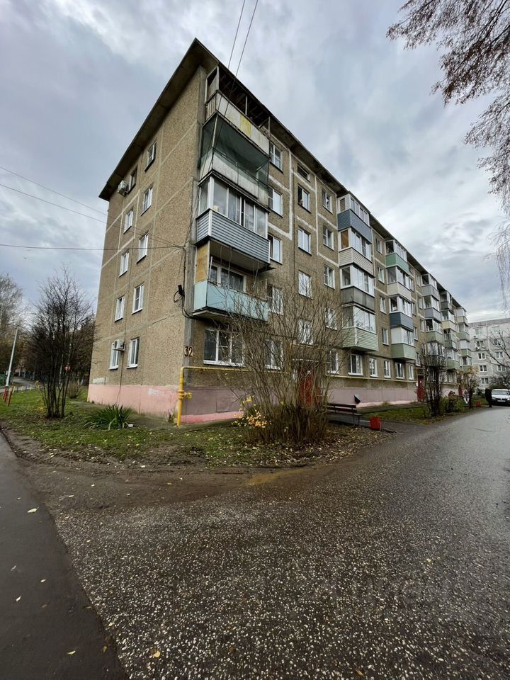 Продажа 2-комн квартиры на вторичном рынке 1-й мкр, Зарайск, 32