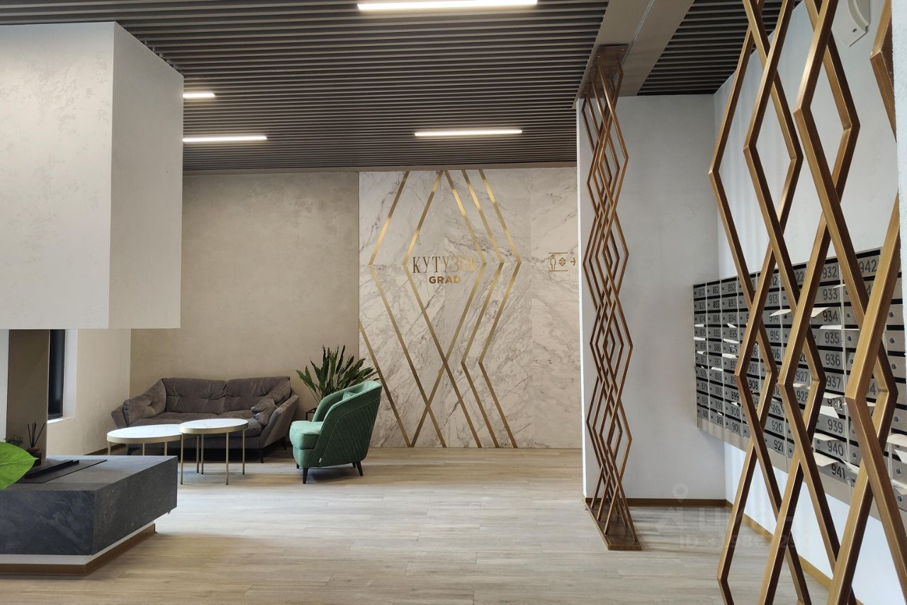 Продажа 2-комн квартиры на вторичном рынке улица Петра Алексеева, 14