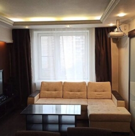 Аренда 2-комн квартиры на вторичном рынке улица Павла Андреева,  д. 4