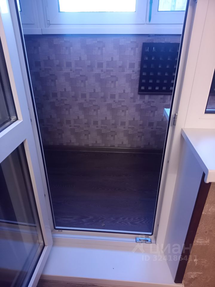 Продажа 2-комн квартиры на вторичном рынке Парашютная улица, 22К1