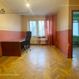 Продажа 1-комн квартиры на вторичном рынке Звездный б-р,  д. 36