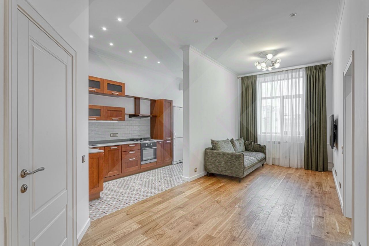 Аренда 3-комн квартиры на вторичном рынке улица Арбат, 51С1