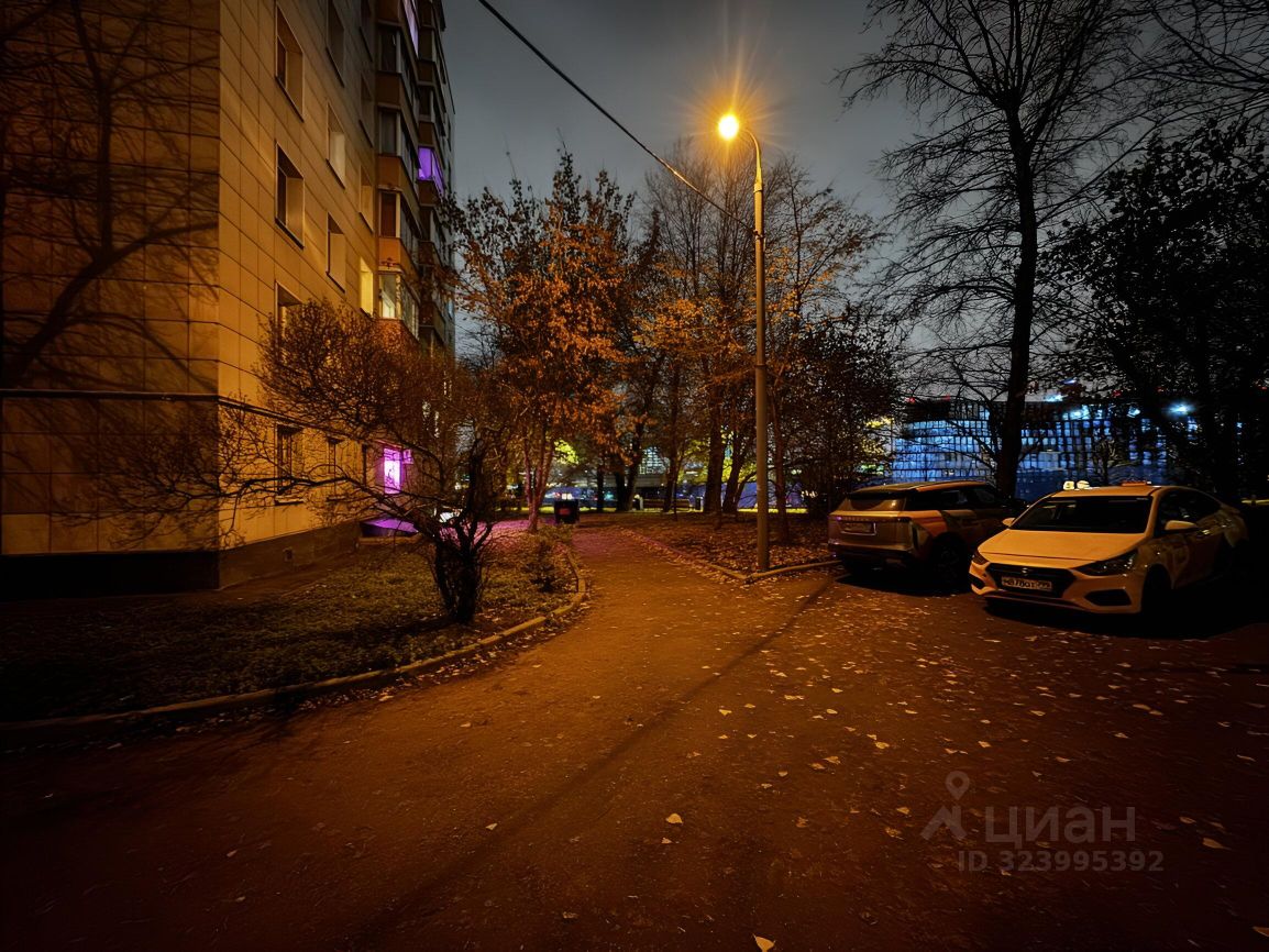 Продажа 2-комн квартиры на вторичном рынке Крутицкая набережная, 9