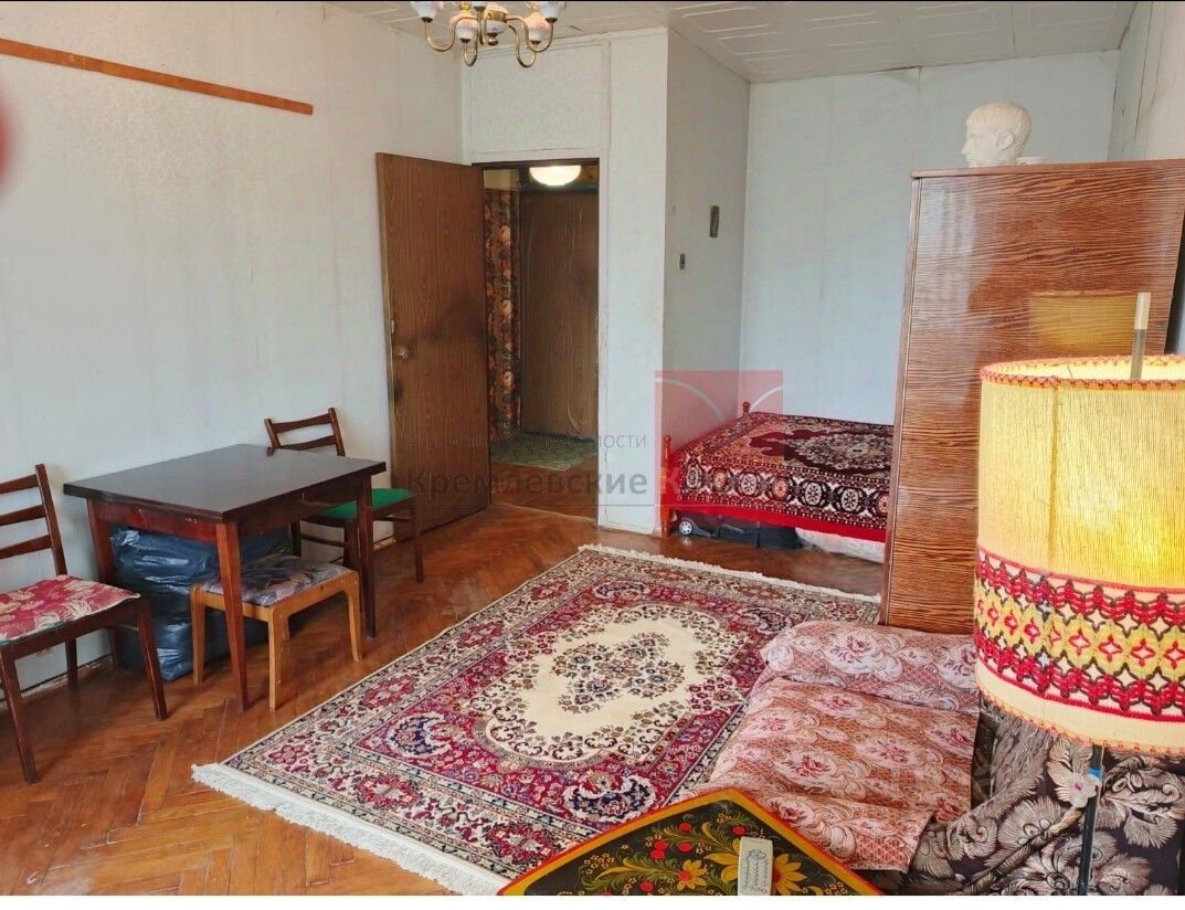 Продажа 1-комн квартиры на вторичном рынке Химки, улица Нахимова, 4