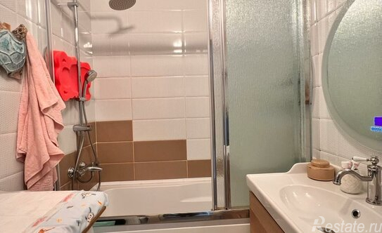 Продажа 2-комн квартиры на вторичном рынке Кушелевская дор,  д. 3,  к. 7